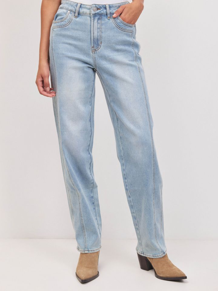 מכנסיים גינס תפורי אורך בצבע ג’ינס בהיר