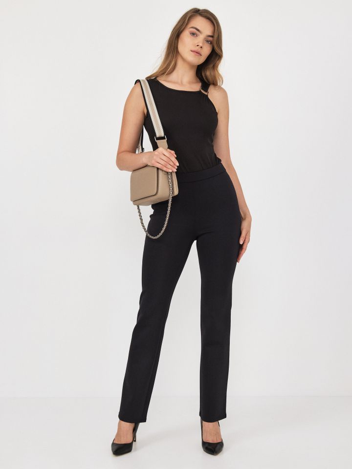 מכנסיים SLIM PROMO טייץ בצבע שחור