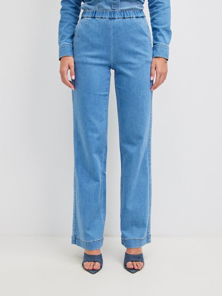 מכנסיים ג’ינס גומי PROMO בצבע ג’ינס בהיר