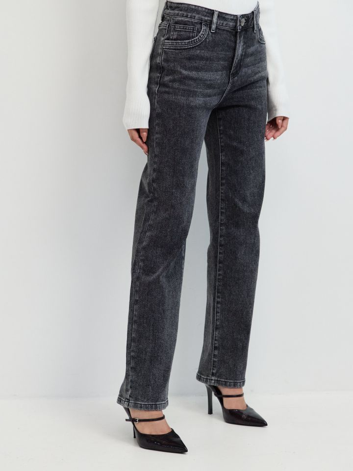 מכנסיים ג’ינס GREY בצבע ג’ינס אפור