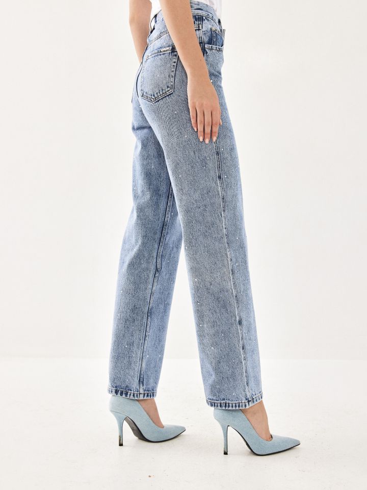 מכנסי ג’ינס יהלומים בצבע ג’ינס בהיר