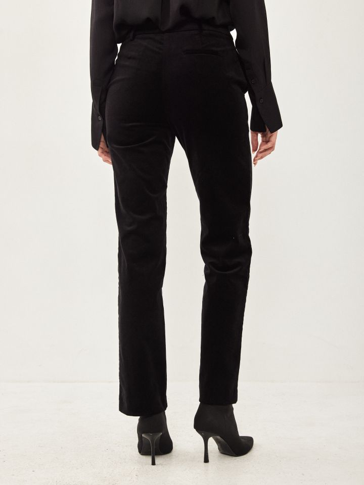 מכנס קטיפה  ROMI בצבע שחור