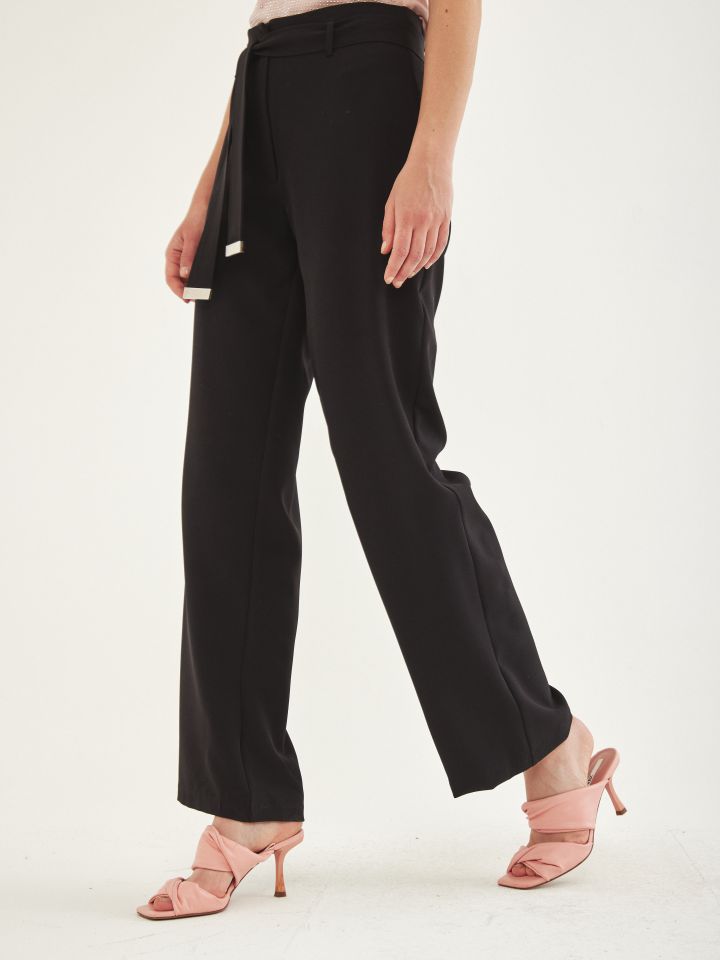 מכנסי חגורה קשירה בצבע שחור