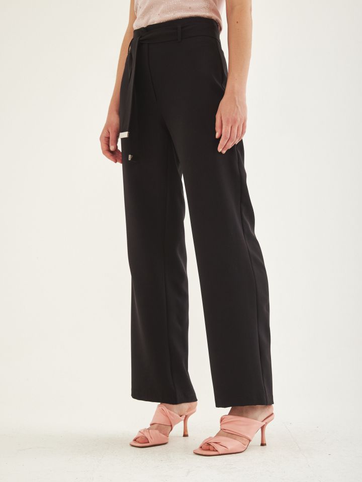 מכנסי חגורה קשירה בצבע שחור