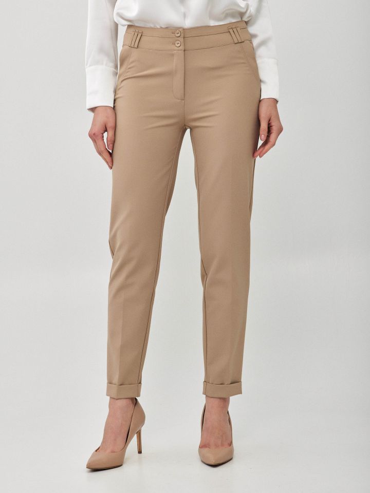 מכנסיים כיסי צד מנג’ט בצבע מוקה