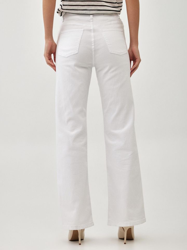 מכנסיים דריל אבזמים בצבע לבן