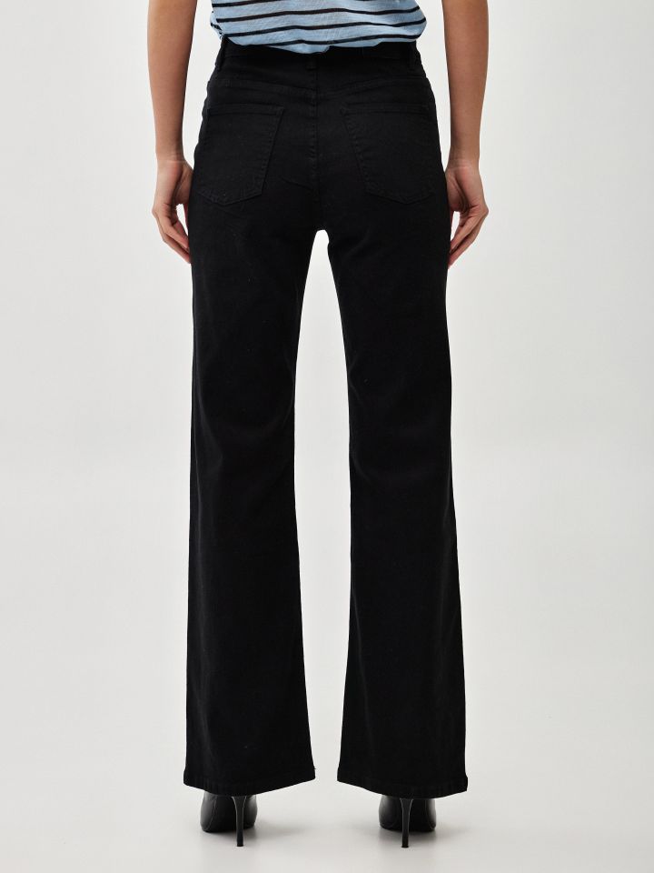 מכנסיים דריל אבזמים בצבע שחור