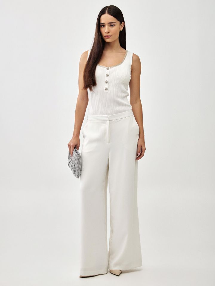 מכנסיים מתרחבים בצבע אופוויט