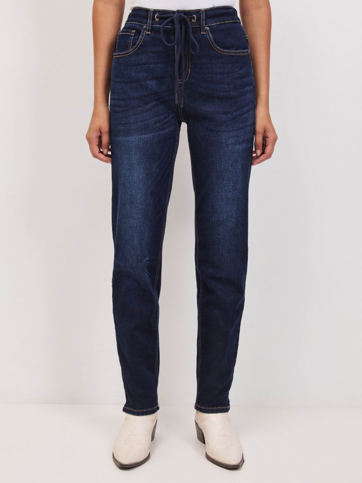 מכנסיים ג’ינס גומי בגב PROMO בצבע ג’ינס כהה