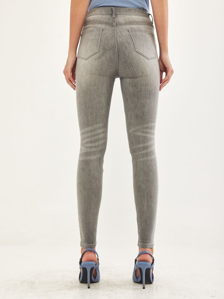 מכנסי ג’ינס SKINNY PROMO בצבע ג’ינס אפור