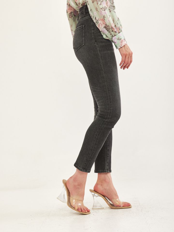 מכנסי ג’ינס ארוך PROMO בצבע ג’ינס שחור