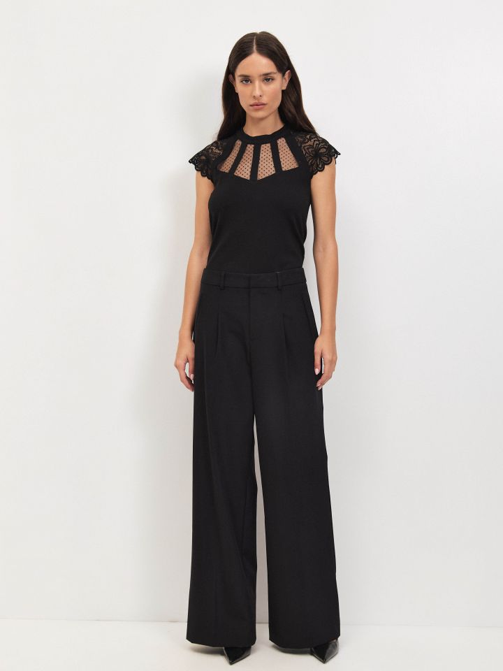 מכנסיים כיסי צד LIAT בצבע שחור