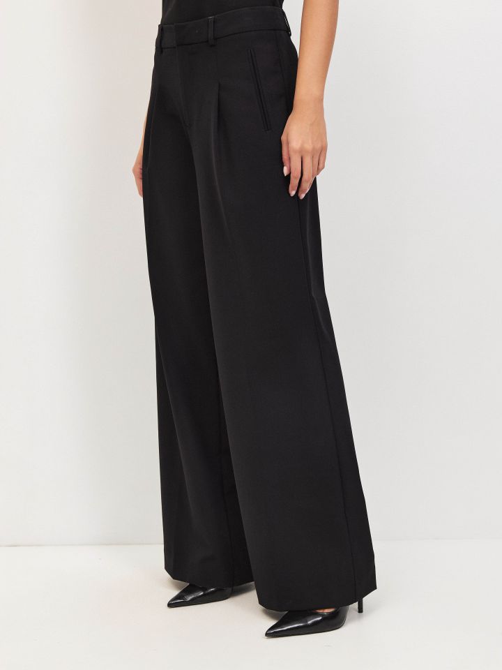 מכנסיים כיסי צד LIAT בצבע שחור