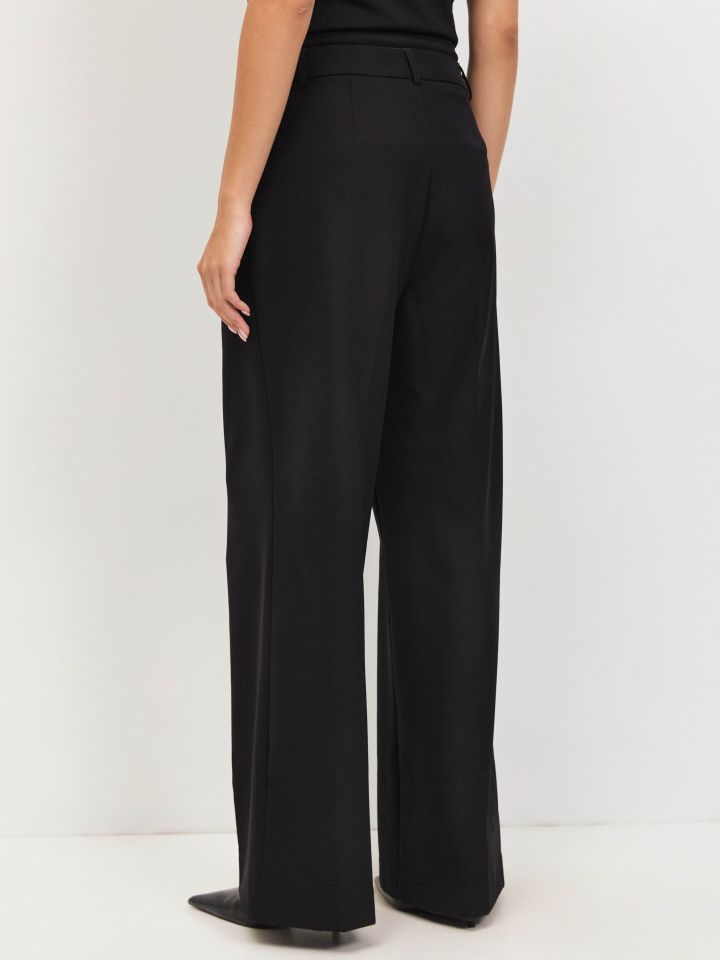 מכנסיים כיסי צד LIAT בצבע שחור