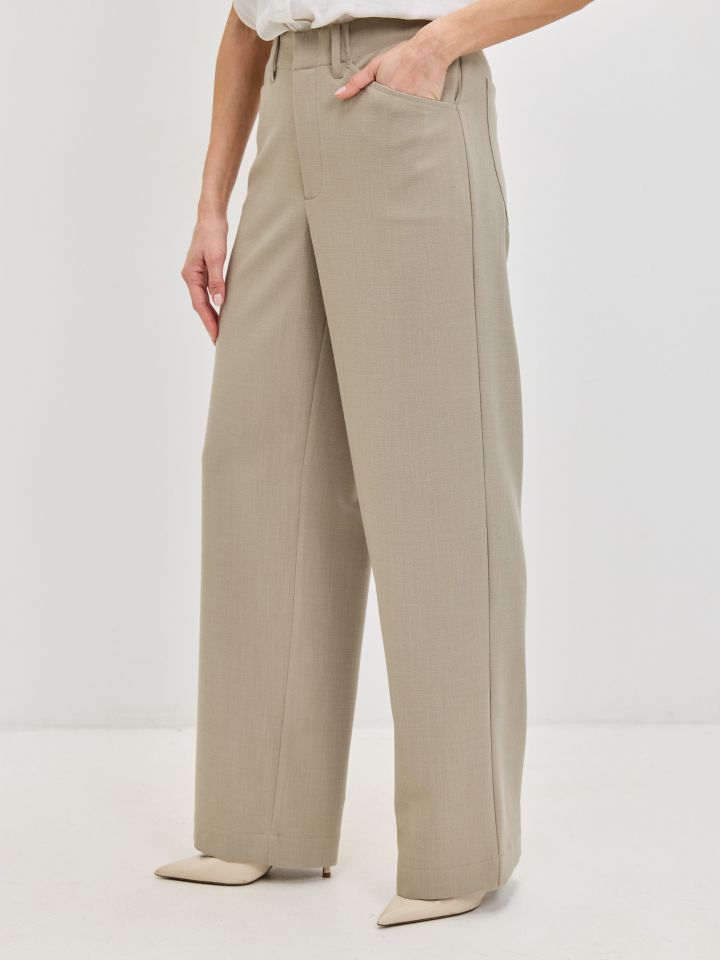 מכנסיים 8/9 מראה פישתן בצבע חאקי