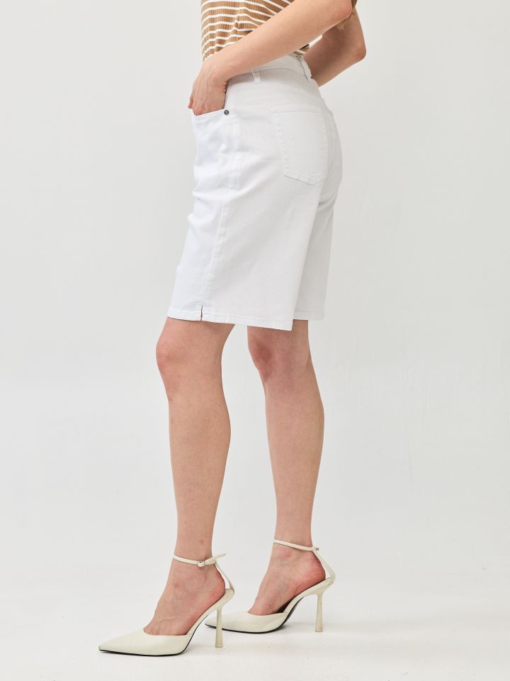 מכנסיים ברך PROMO בצבע לבן