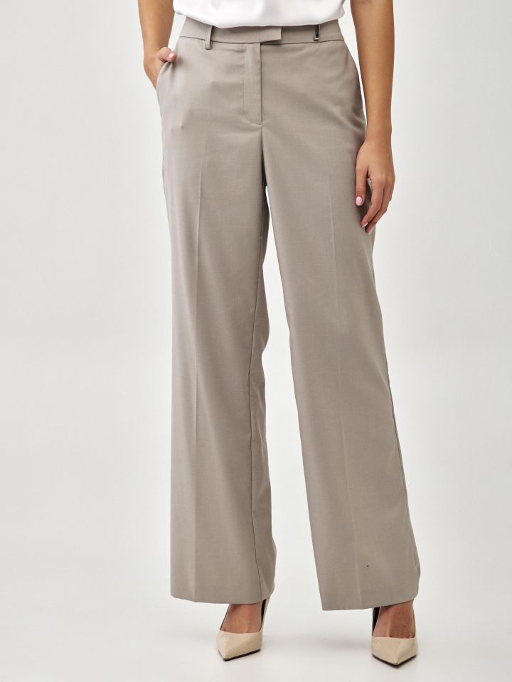 מכנסיים לולאה בחגורה בצבע אפור