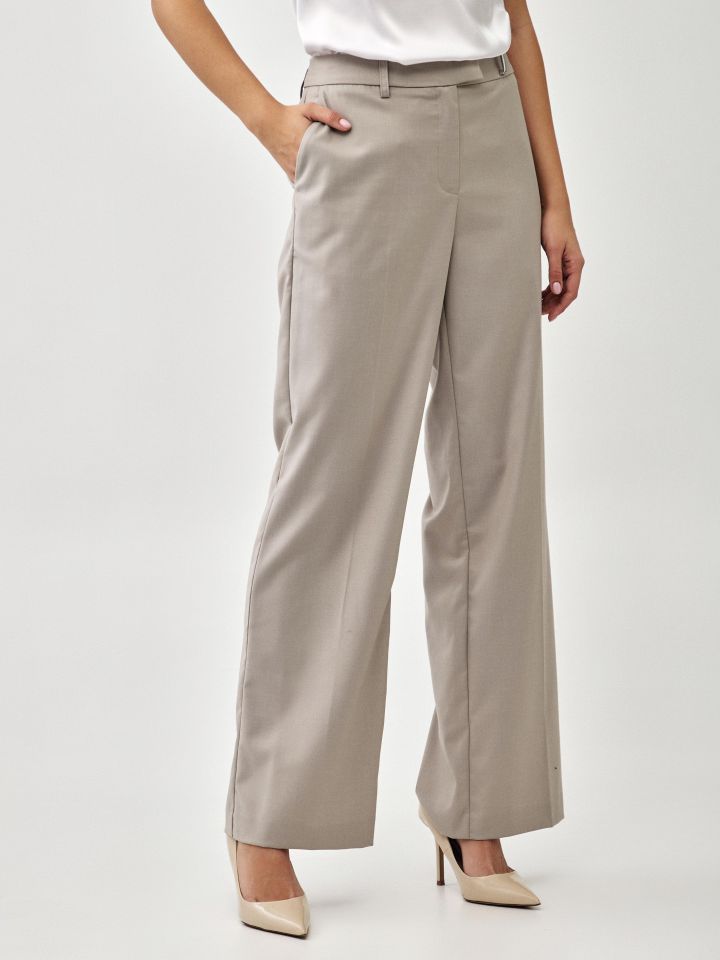 מכנסיים לולאה בחגורה בצבע אפור