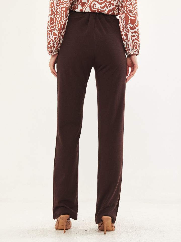 מכנסי כפתורי זהב בצבע חום