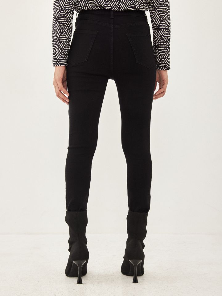 מכנסי ג’ינס SKINNY PROMO בצבע ג’ינס שחור