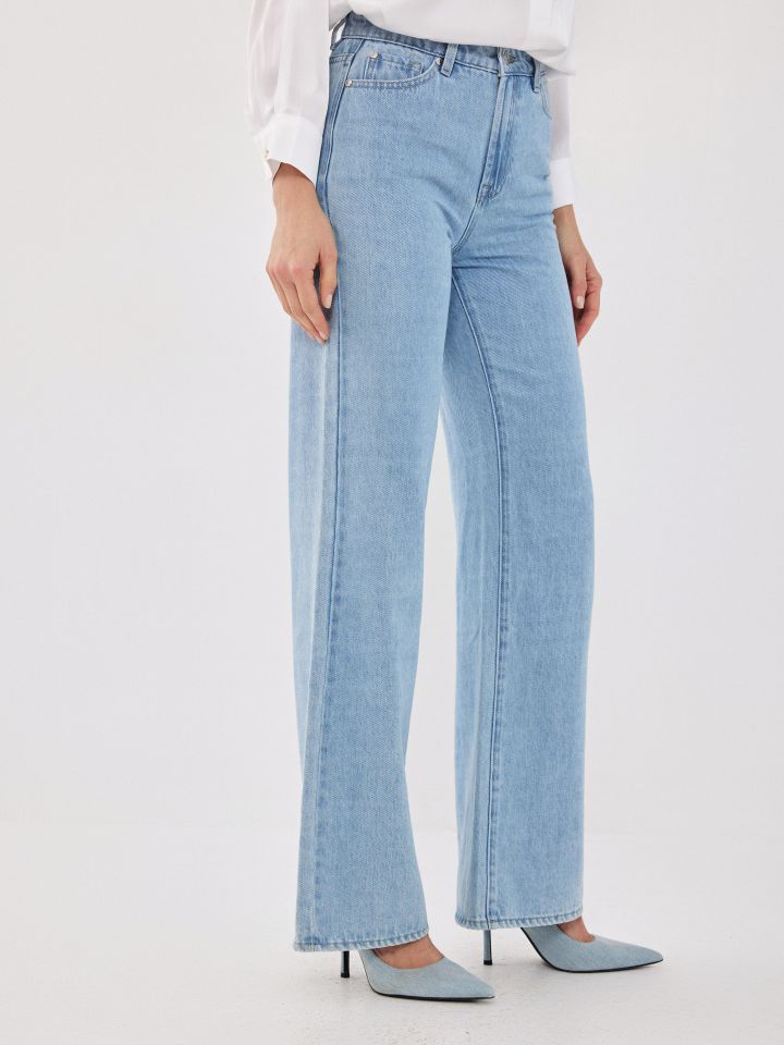 מכנסיים ג’ינס פדלפון בצבע ג’ינס בהיר