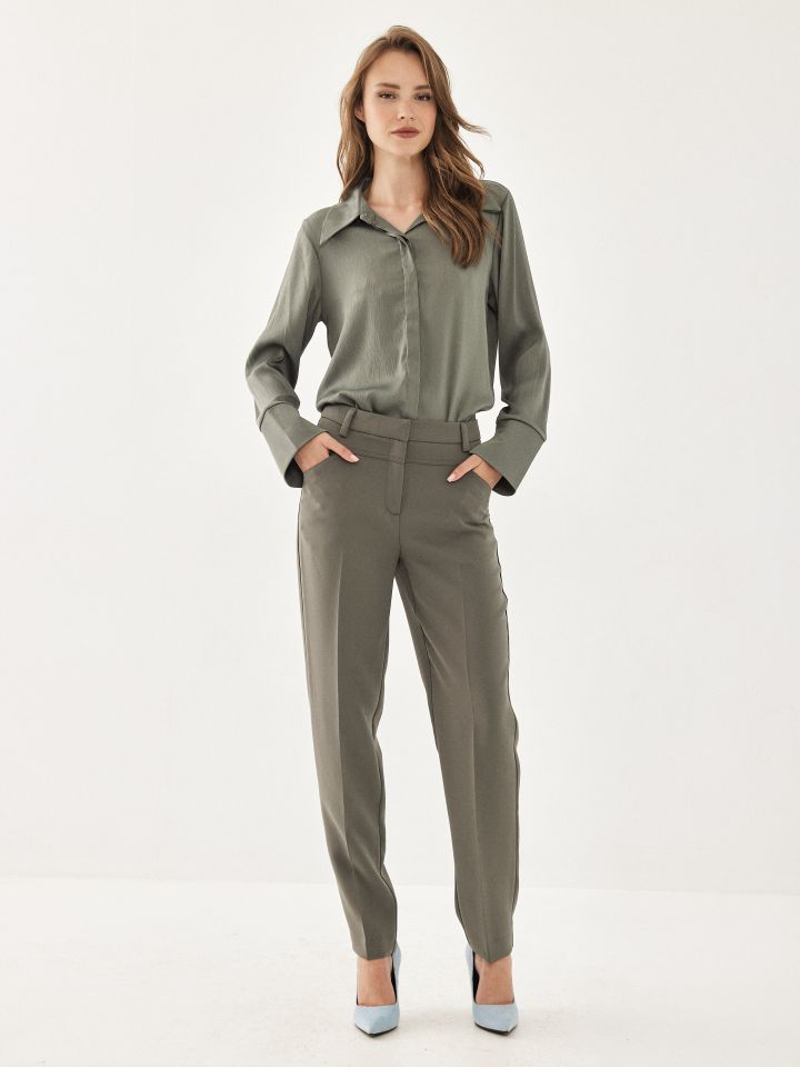 מכנסיים + מג’נט בצבע ירוק גולברי