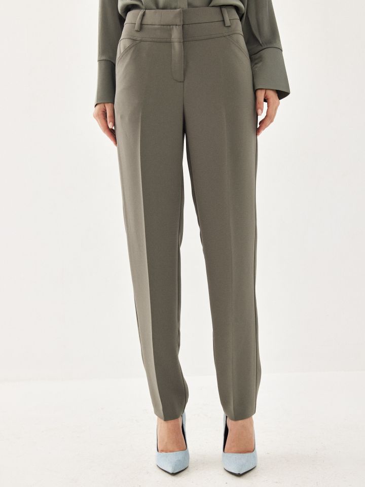 מכנסיים + מג’נט בצבע ירוק גולברי