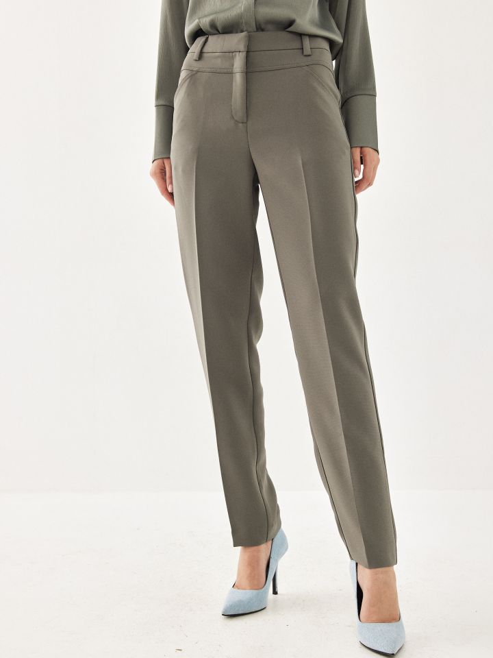 מכנסיים + מג’נט בצבע ירוק גולברי