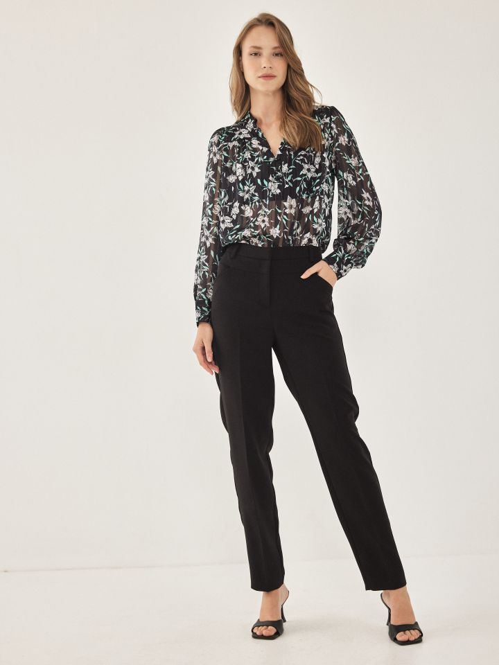 מכנסיים + מג’נט בצבע שחור