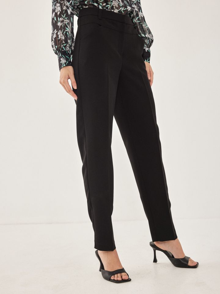 מכנסיים + מג’נט בצבע שחור