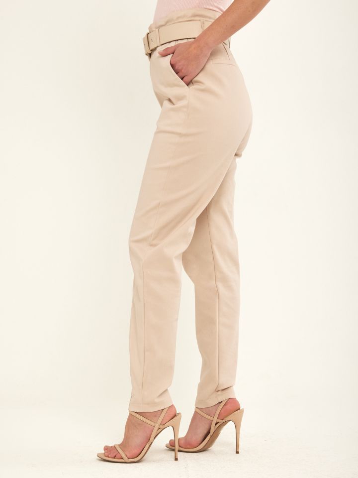 מכנסי חגורה ארוך בצבע בייז’