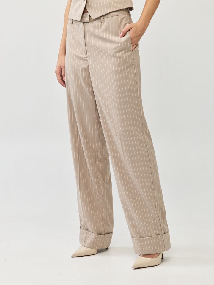 מכנסיים פסים סיכה בצבע קאמל
