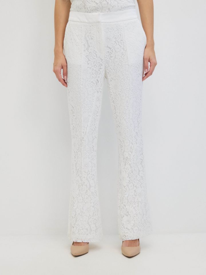 מכנסיים קרושה בצבע אופוויט