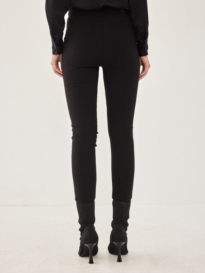 מכנסי מילנו רוכסנים בצבע שחור