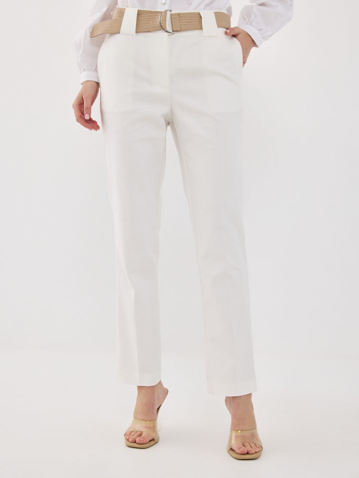 מכנסיים + חגורה בצבע אופוויט