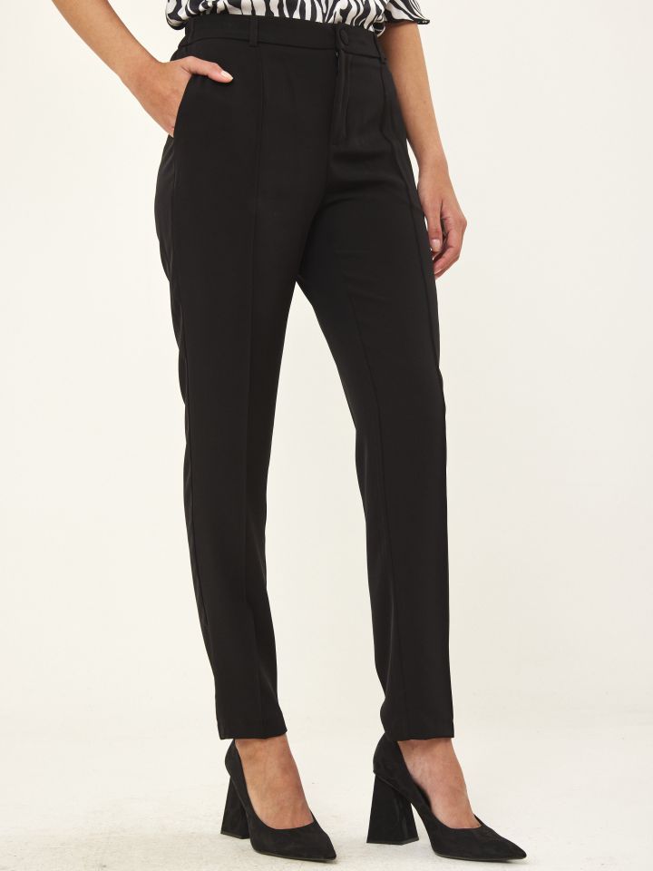 מכנסי גומי מאחור PROMO בצבע שחור