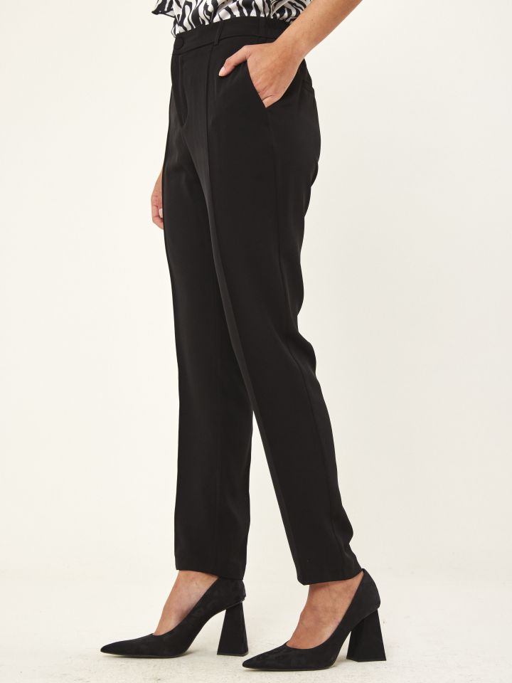 מכנסי גומי מאחור PROMO בצבע שחור