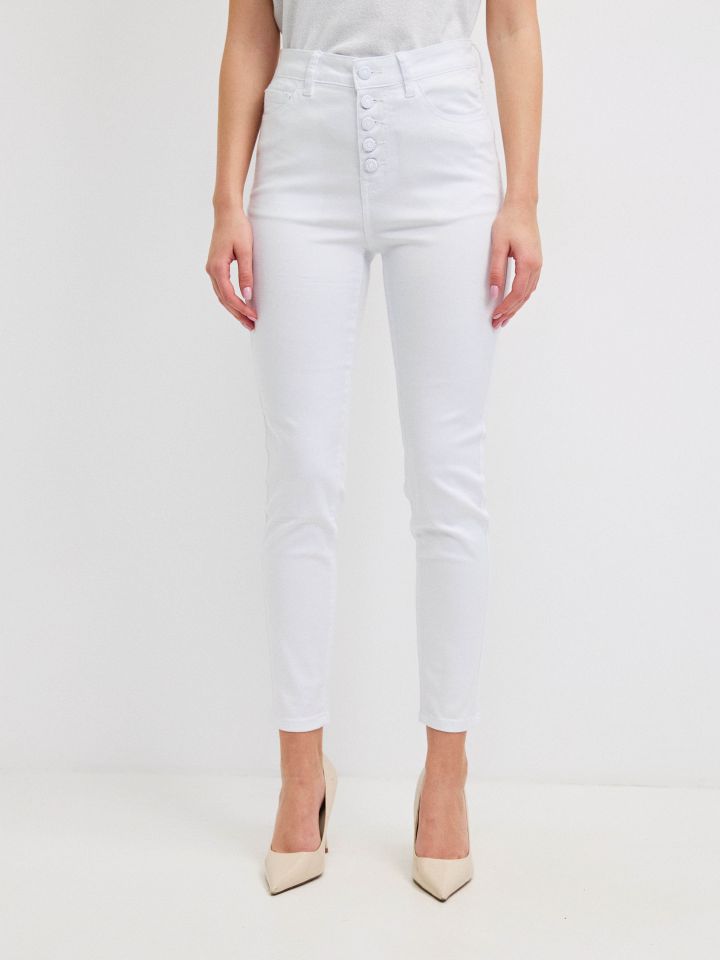 מכנסיים 7/8 כפתורים PROMO בצבע לבן