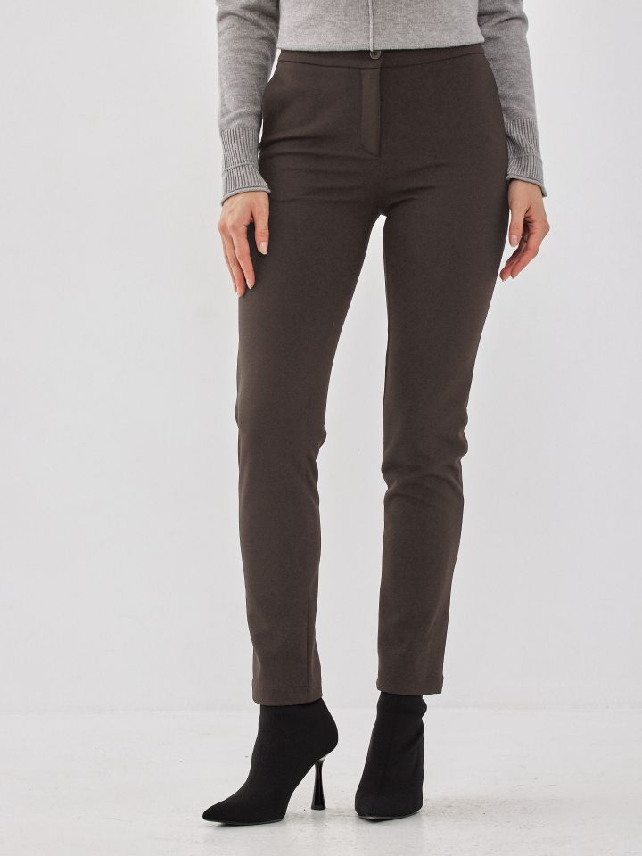 מכנסיים  סקובה דיאגונל גומי בגב בצבע זית