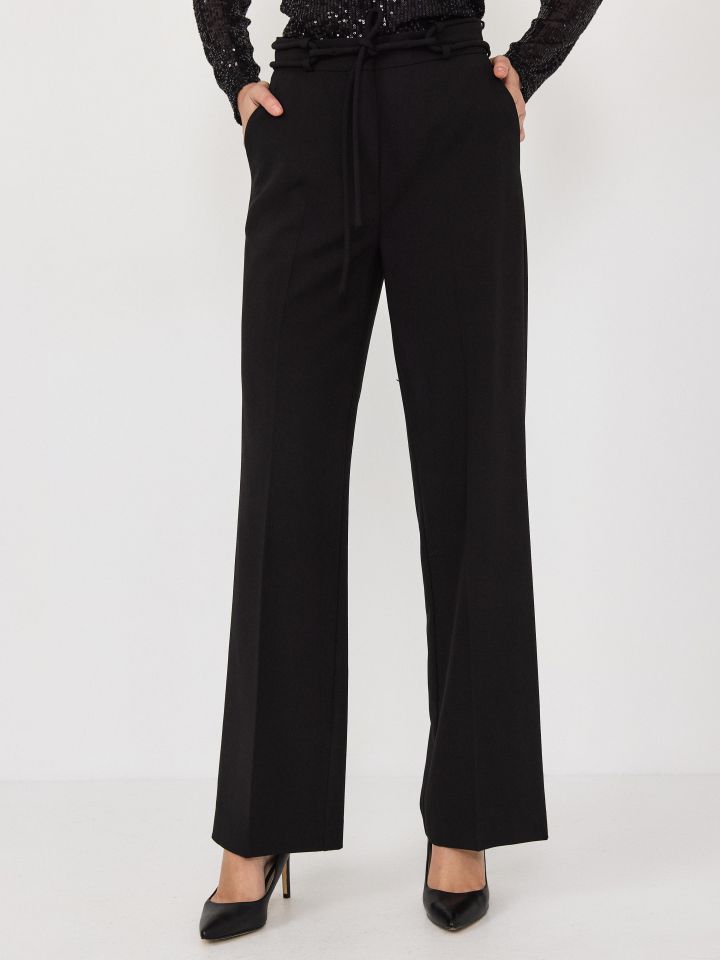 מכנסיים + חגורה קשירה בצבע שחור