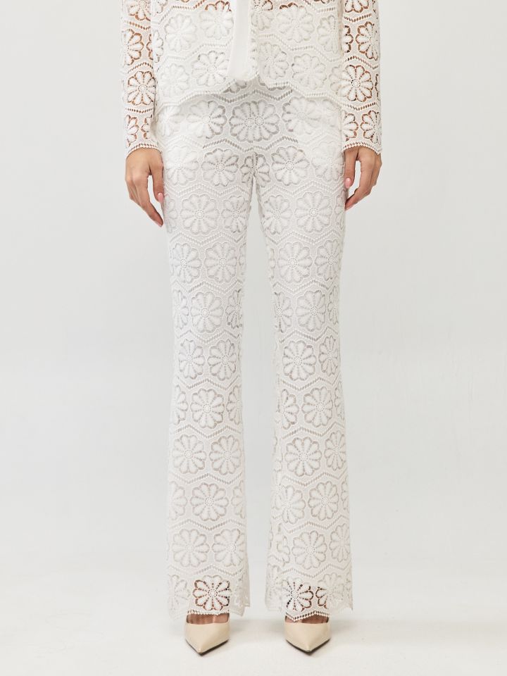 מכנסיים קרושה בצבע אופוויט