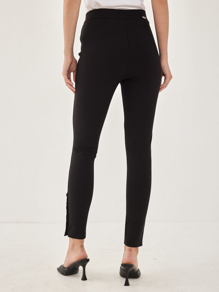 מכנסי מילנו כפתורים בצבע שחור