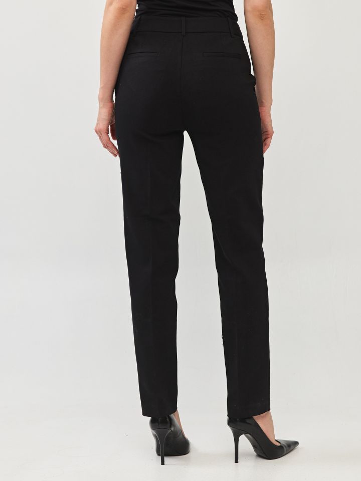 מכנסיים תיפורים ROMI בצבע שחור