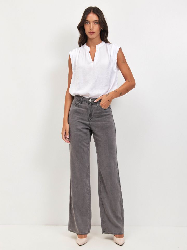 מכנסיים ג’ינס ויסקוזה מתרחב בצבע אפור כסף