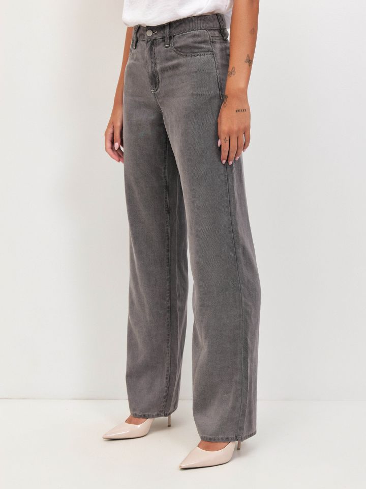 מכנסיים ג’ינס ויסקוזה מתרחב בצבע אפור כסף