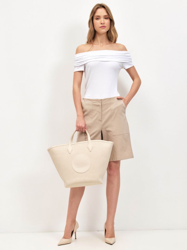 מכנסיים ברך PROMO בצבע בייז קפוצינו