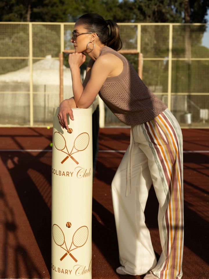 מכנסיים פסים צד בצבע בייז’