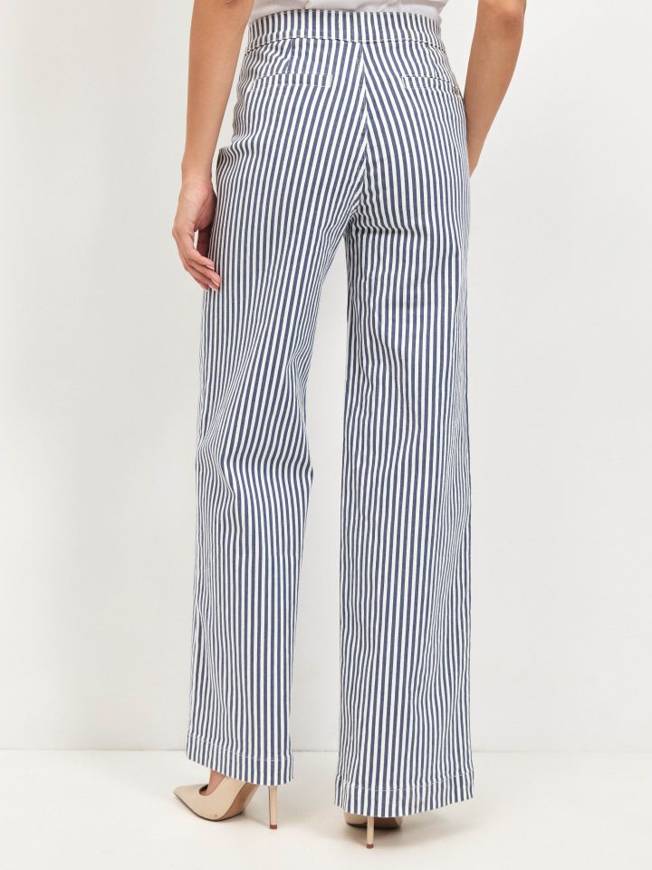 מכנסיים פסים בצבע פסים