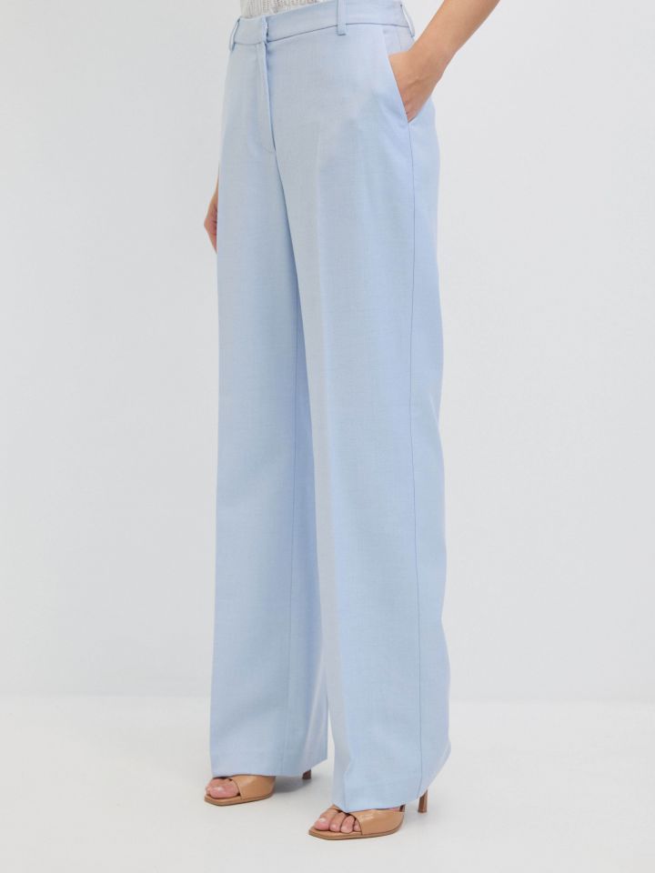 מכנסיים SKY בצבע תכלת