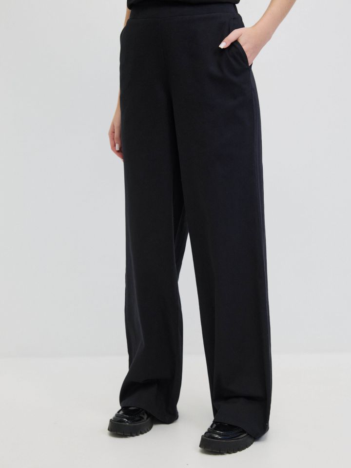 מכנסיים  RANI PROMO בצבע שחור